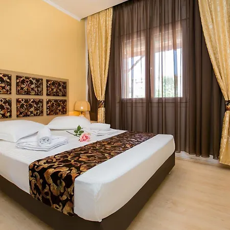 Elpis 1 Apartment