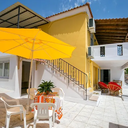 Elpis 1 Apartment
