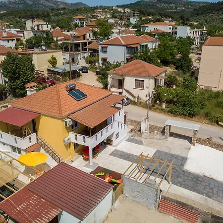 Elpis 1 Apartment *